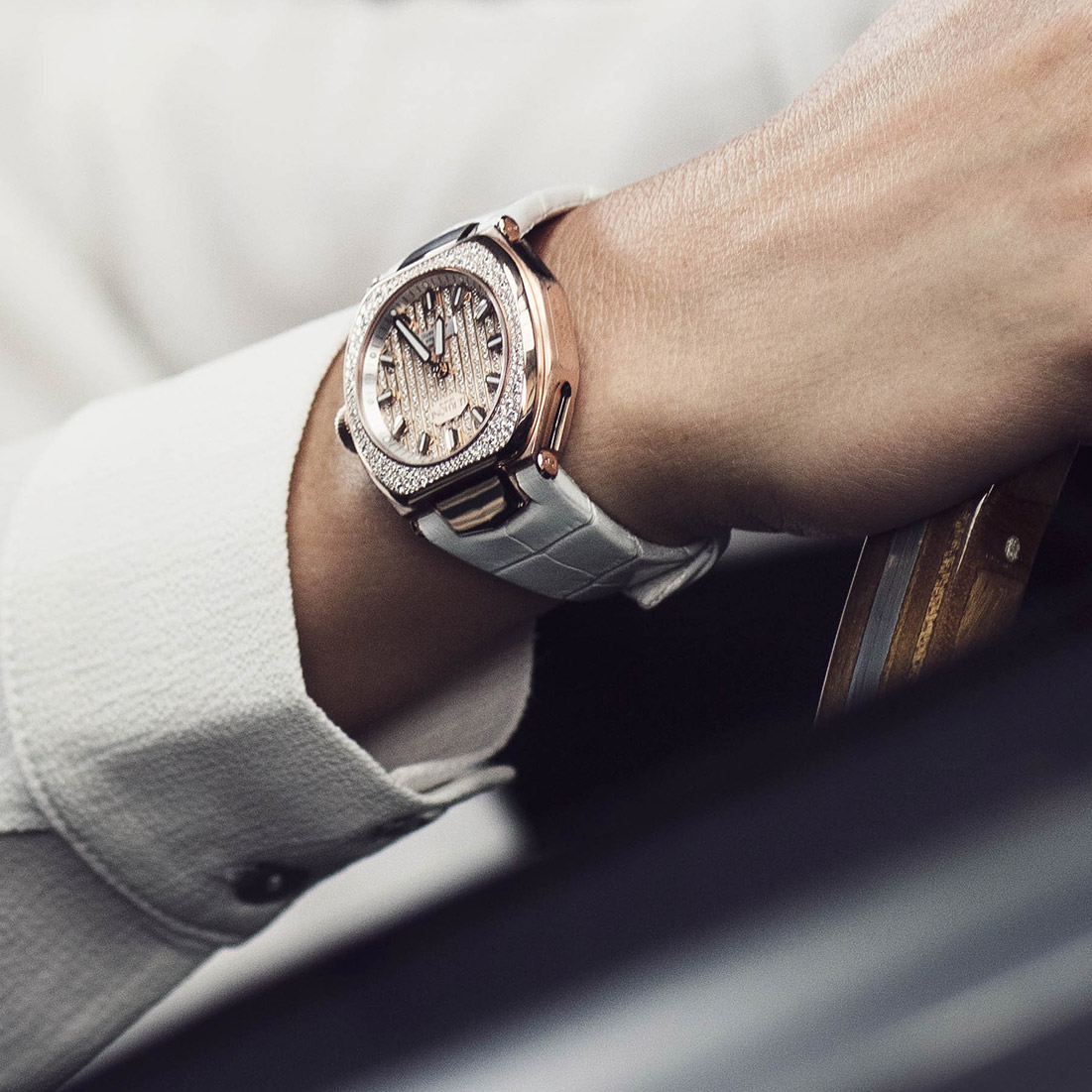 le-rhone-watch-high-jewelery